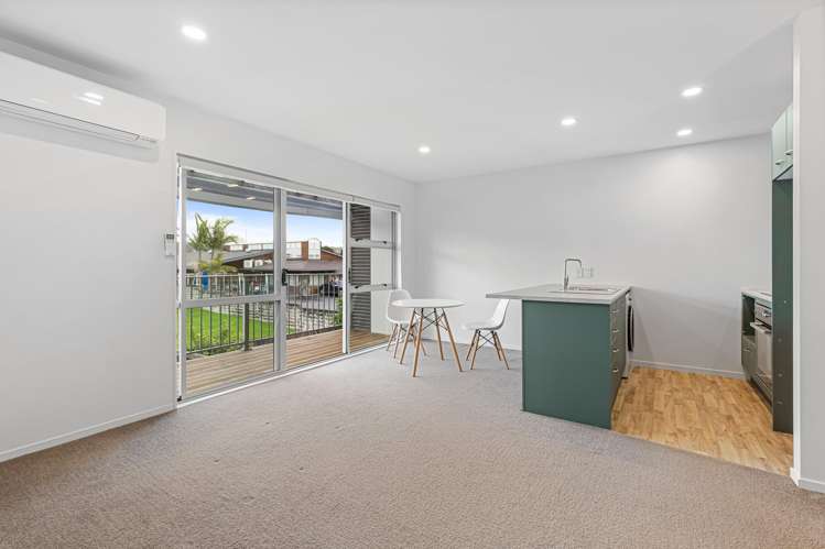 2/15 Lovell Court Albany_9