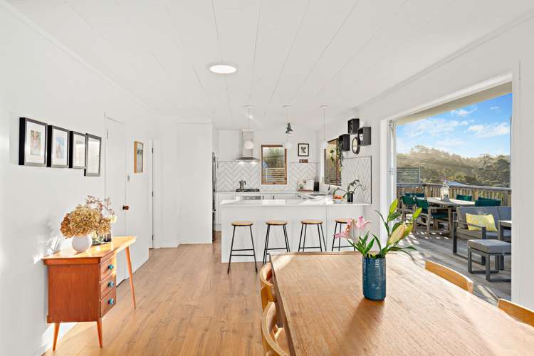 18 Harbour View Road Leigh_11