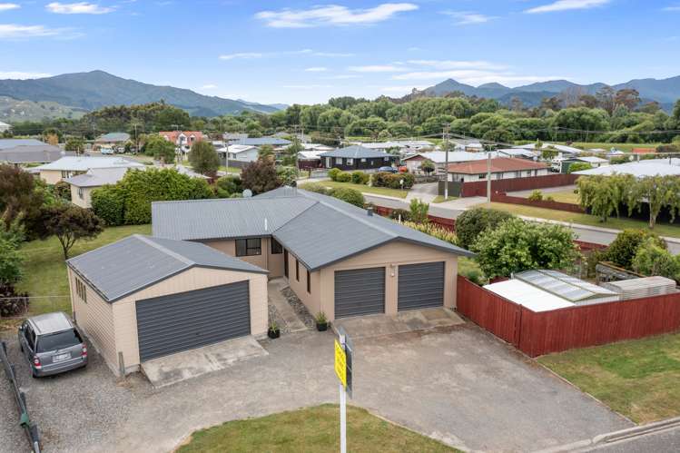 2 Hathaway Street Spring Creek_6