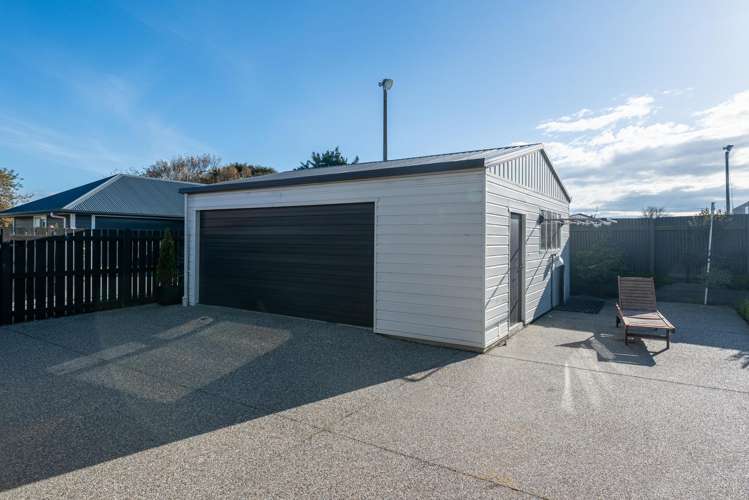 64 Louisa Street Gladstone_26