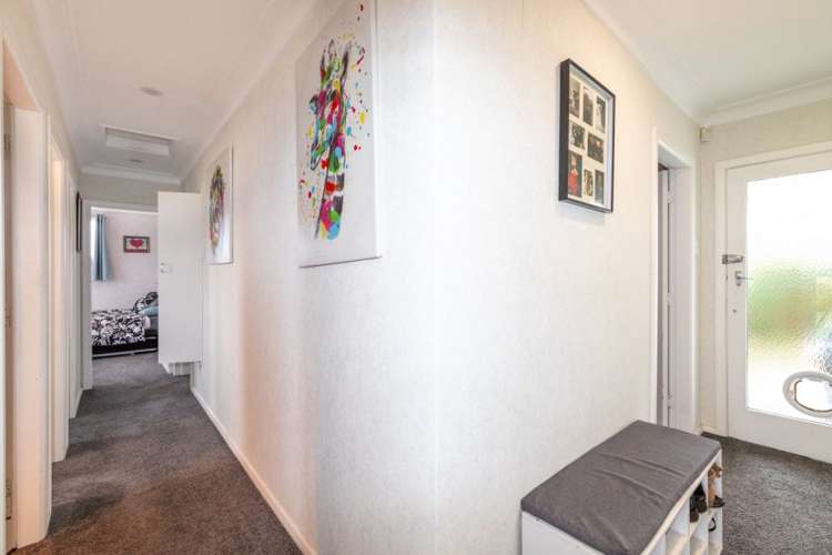 68 Waldron Crescent Green Island_15