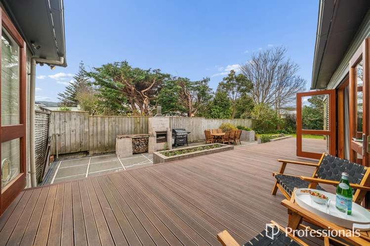 1 Thornycroft Avenue Epuni_22