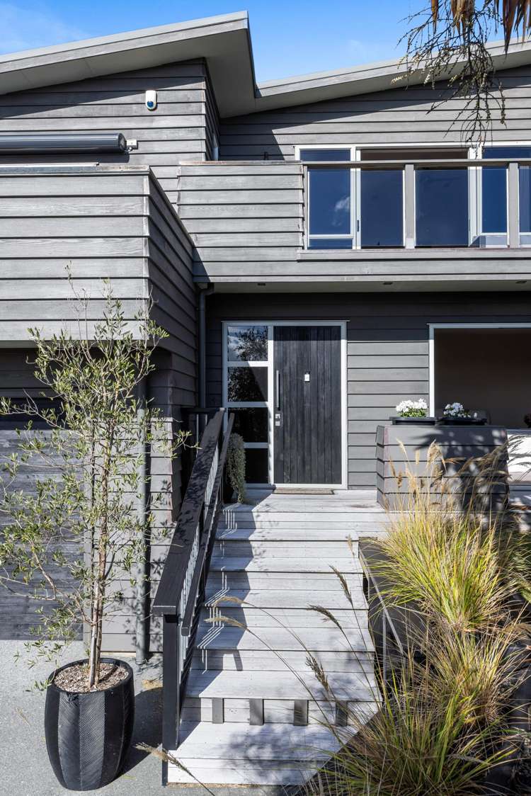 63 Athol Place Algies Bay_1