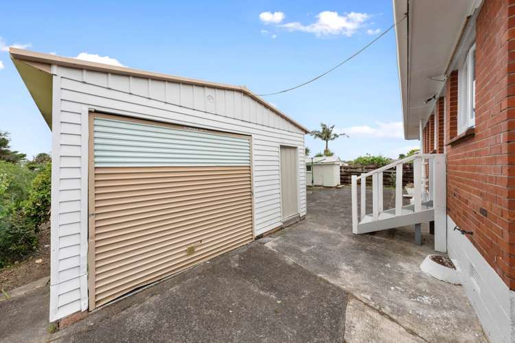 100 Gossamer Drive Pakuranga Heights_12