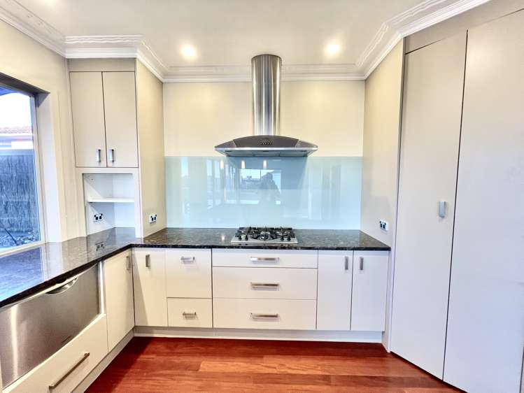 1/213 Te Atatu Road Te Atatu South_6