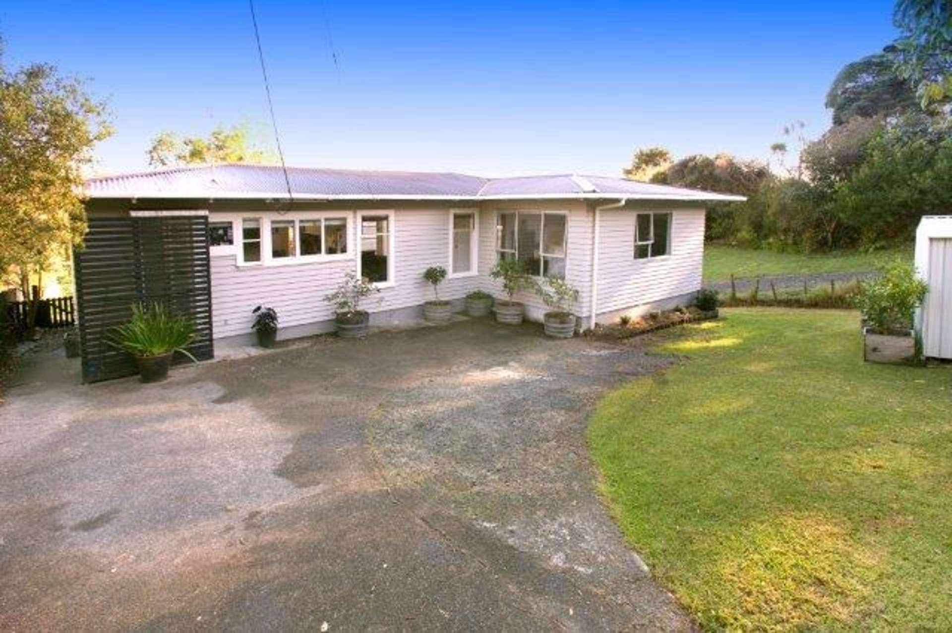 22 Pohutukawa Avenue Red Beach_0