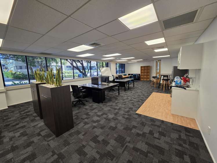 660-670 Great South Road_0