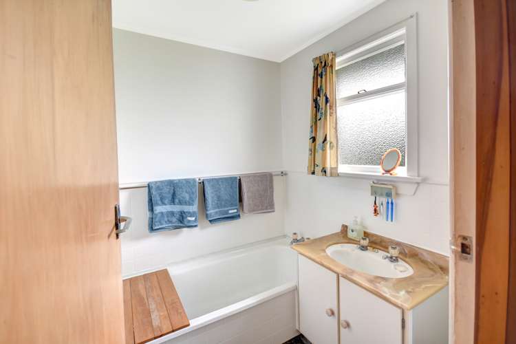 60 Shaw Street Mosgiel_15