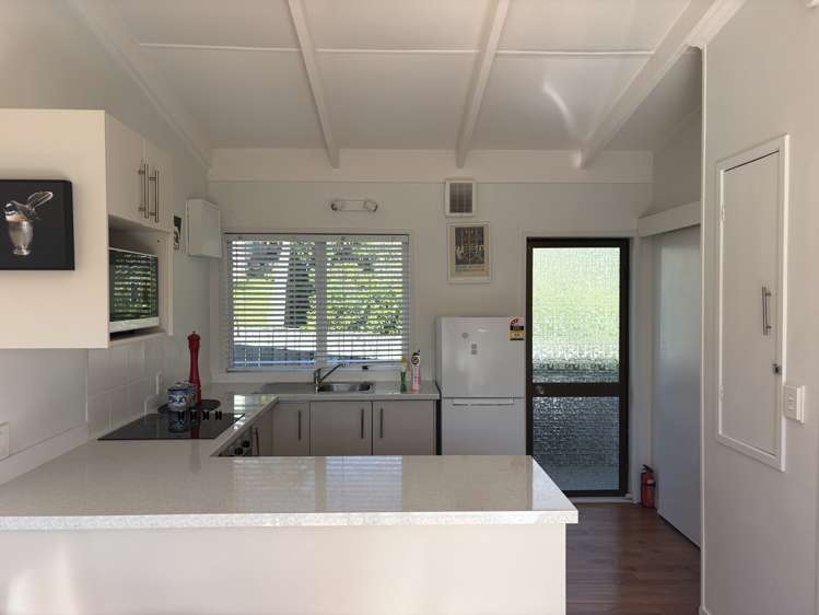 3b Maori Hut Road Red Beach_6