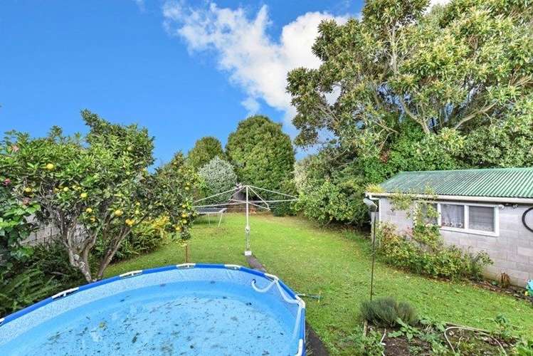 16 Tawa Crescent Manurewa_9