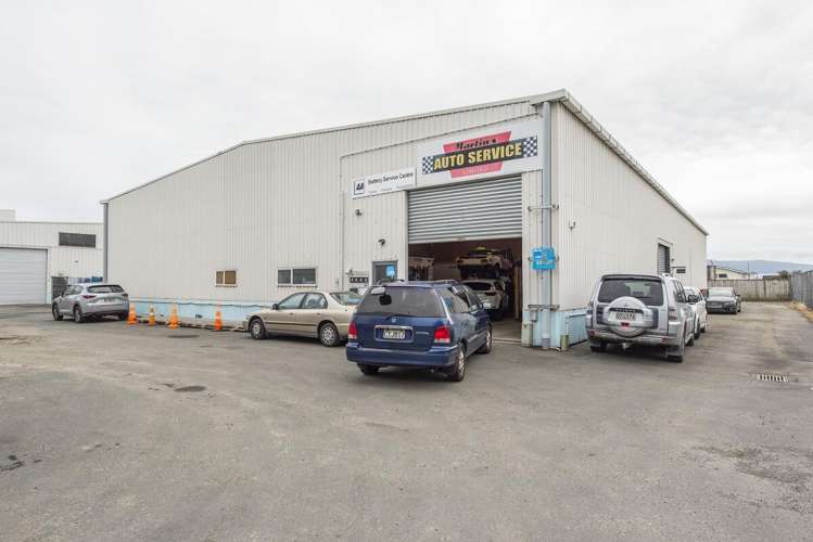 Unit A, 17 Te Roto Drive Paraparaumu_1