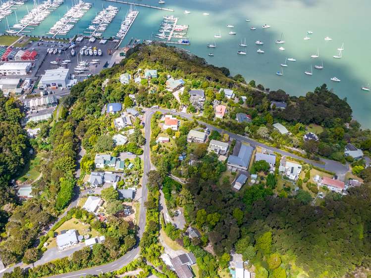 21 Scoresby Street Opua_13