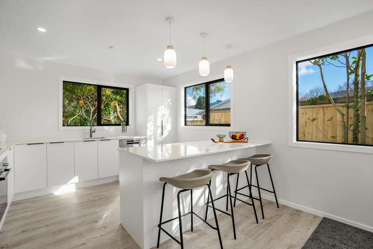 12/12 Marion Street_5