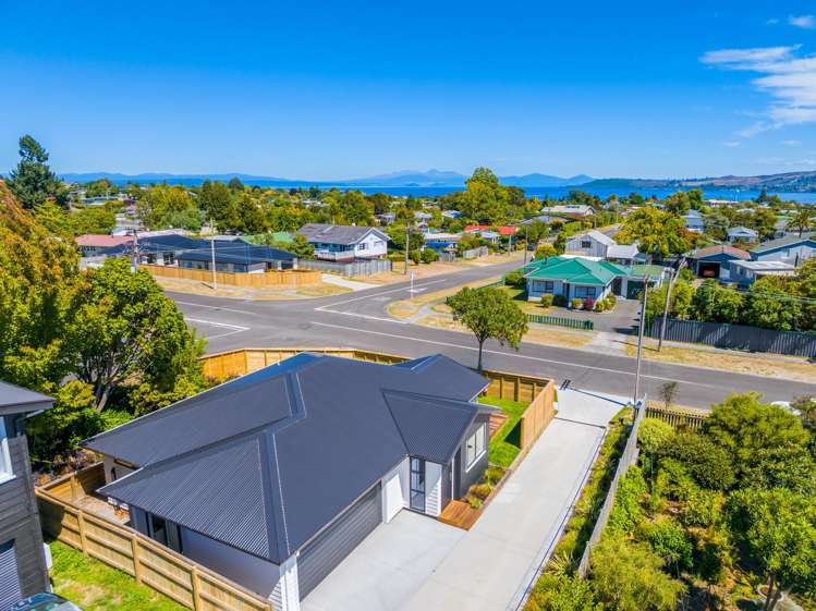 22B Hinekura Avenue Taupo_26