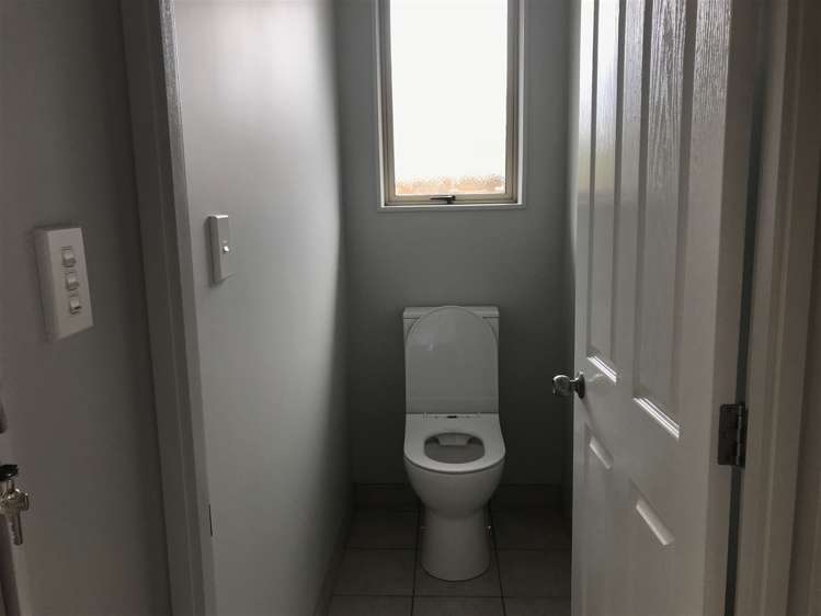 4 Nykki Place Papakura_13