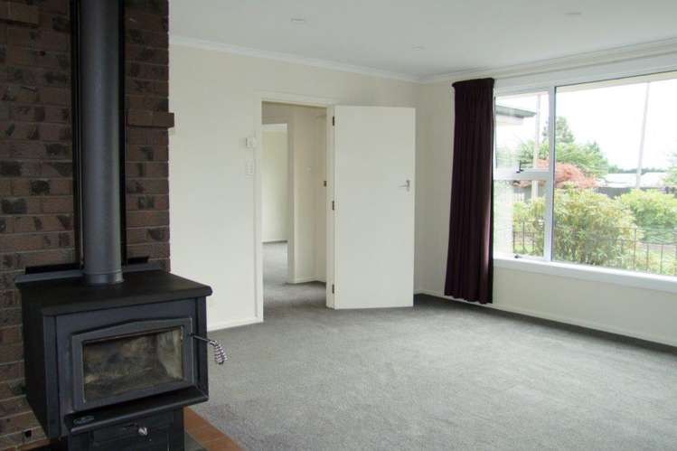 5 Constitution Avenue Milton_6