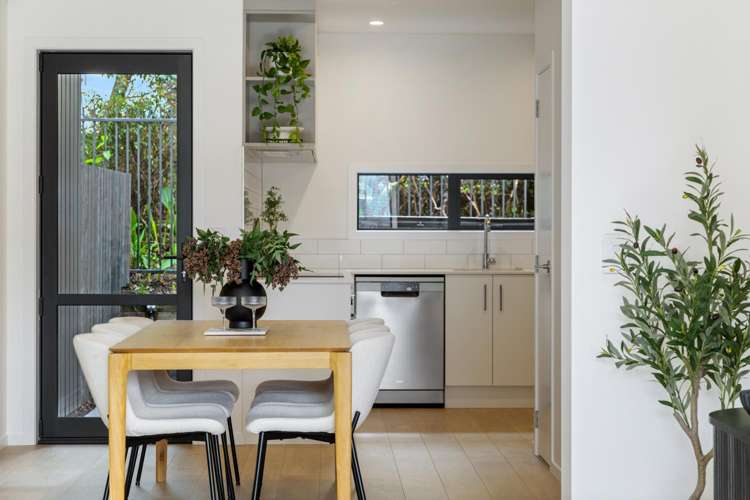 34 Wakaturia Way Glenfield_10