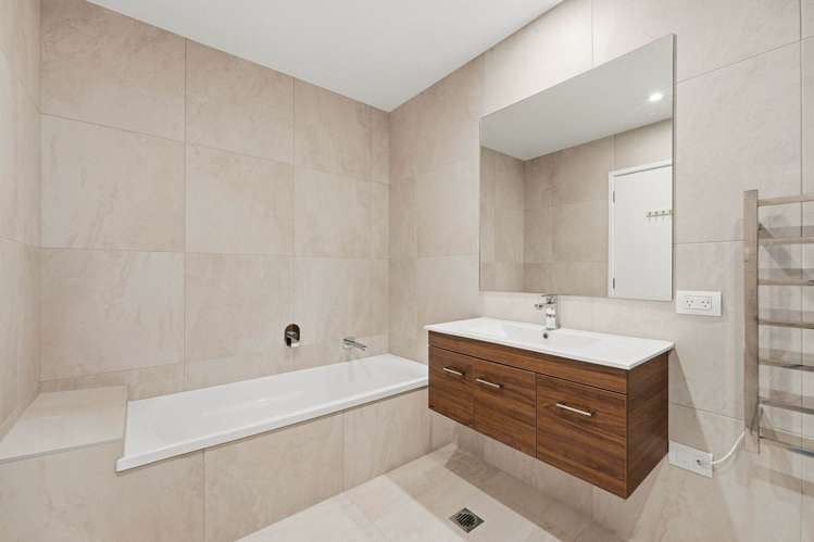 34 Te Oneroa Way Long Bay_17