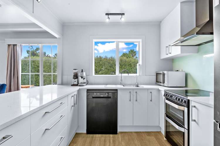 2 Buchanan Road Kingseat_7