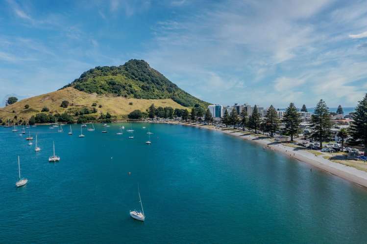 2/19 Victoria Road (The Cascades) Mt Maunganui_12