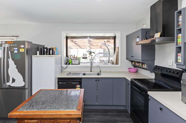 36 Gould Crescent Woolston_5