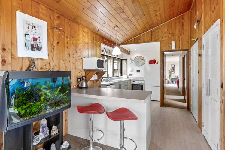 121 Maungatawhiri Road Raglan_11