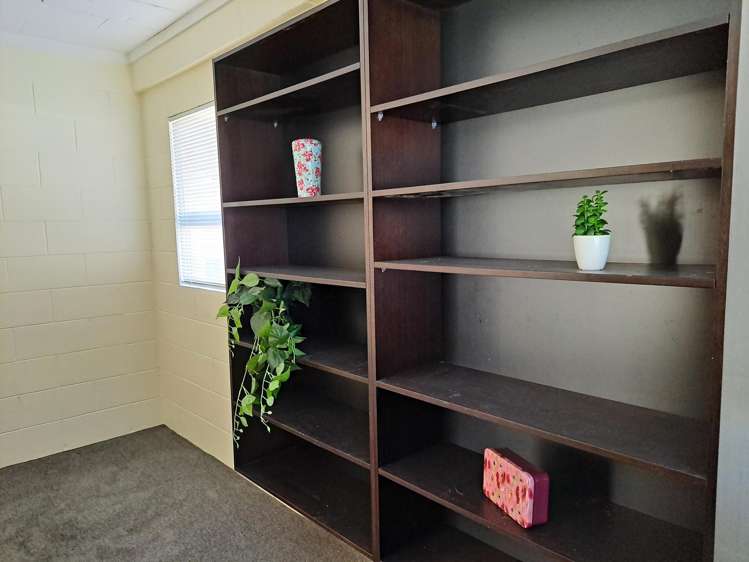 91 Royal View Road Te Atatu South_16