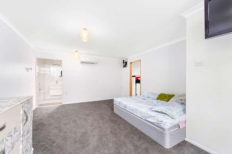 4 Waterbridge Way Rolleston_17