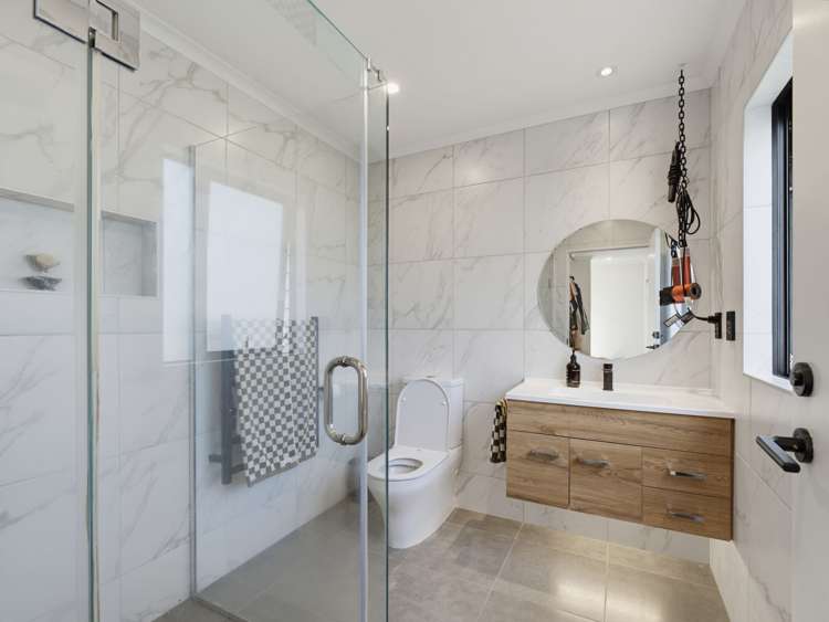 3 Hayward Wright Lane Avondale_24