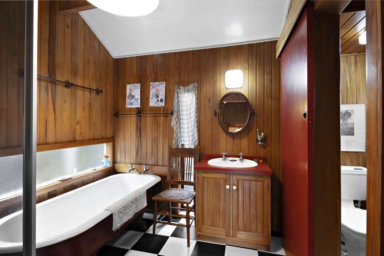 157 Marine Parade Eastbourne_13