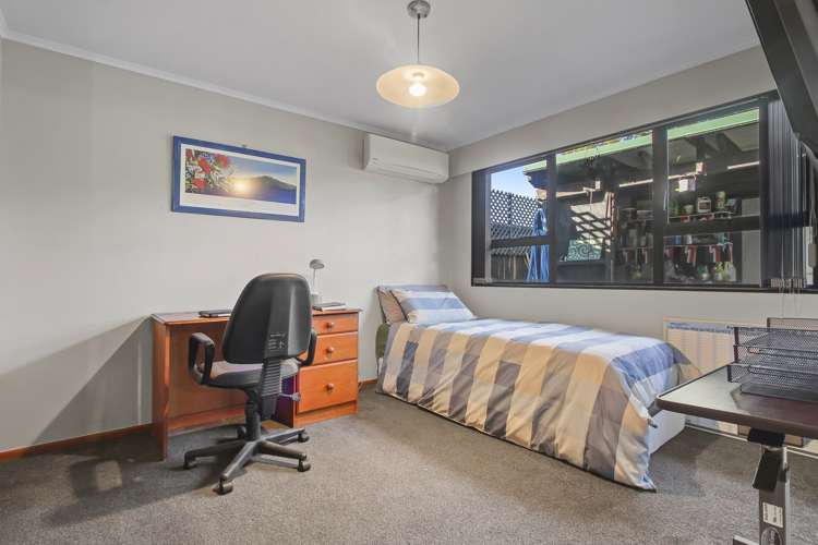 73 Torkar Road Clarks Beach_13