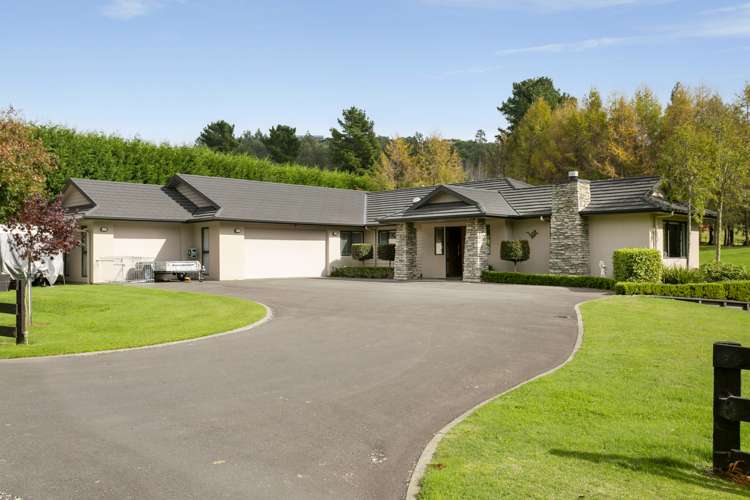 19 Maple Grove Acacia Bay_19