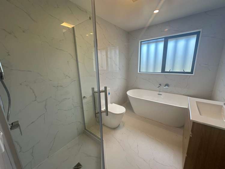 4/8 Grove Lane Pakuranga_6