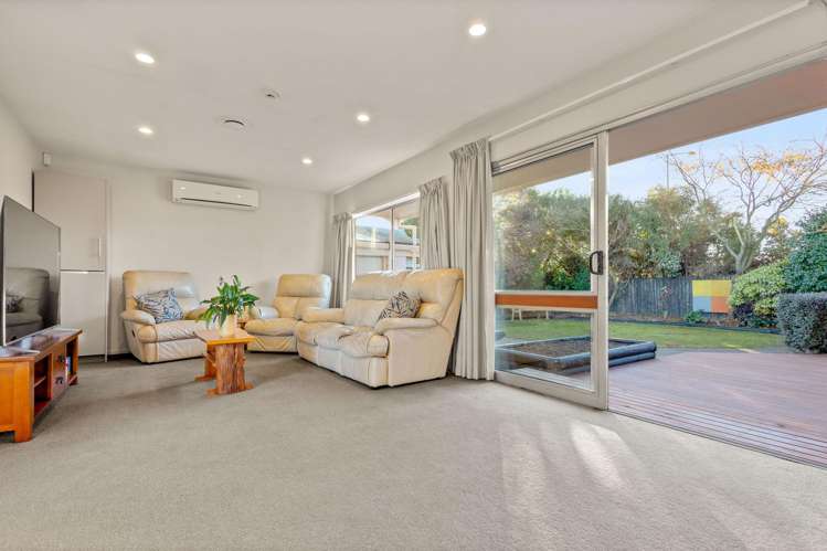67 Lakewood Drive Burwood_3