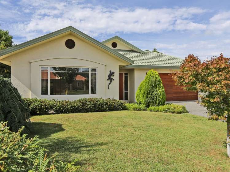 77 Kensington Drive Taradale_15