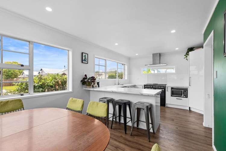 19 Endeavour Avenue Welcome Bay_4