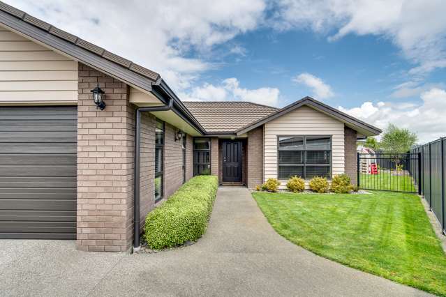 16 Hawea Place Poraiti_1