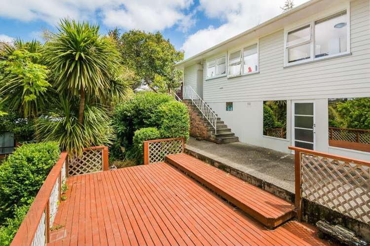 83 Fairclough Road Beach Haven_11