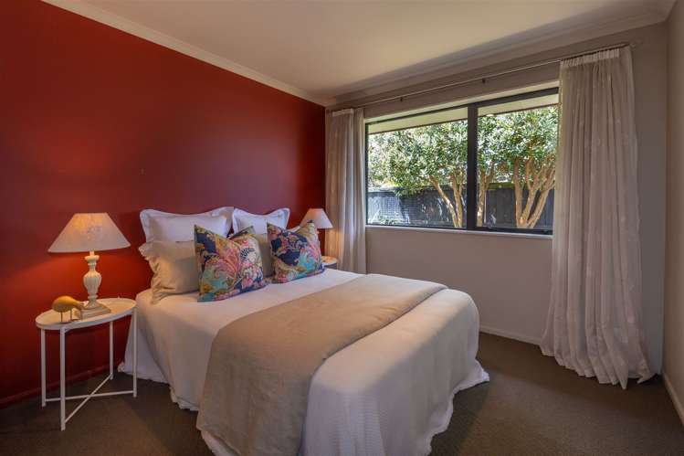 1 Caroline Way Northwood_15