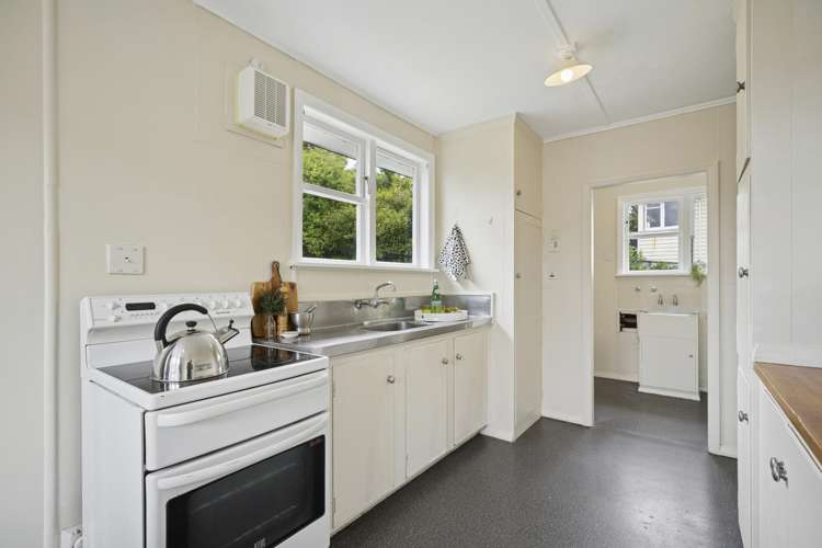 83 Taylor Terrace Tawa_8