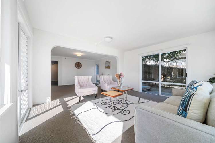 340 Beach Road Mairangi Bay_9