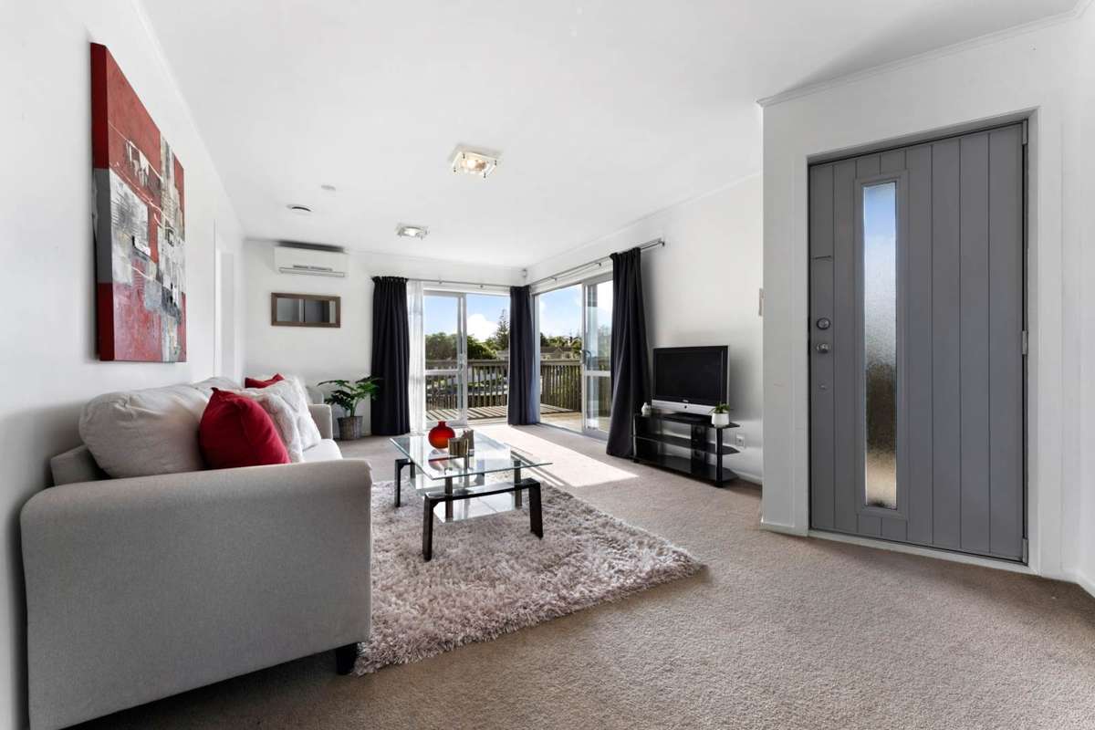 2 Longreach Drive_1