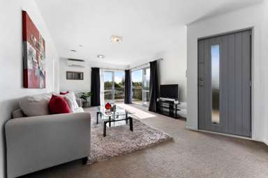 2 Longreach Drive_2