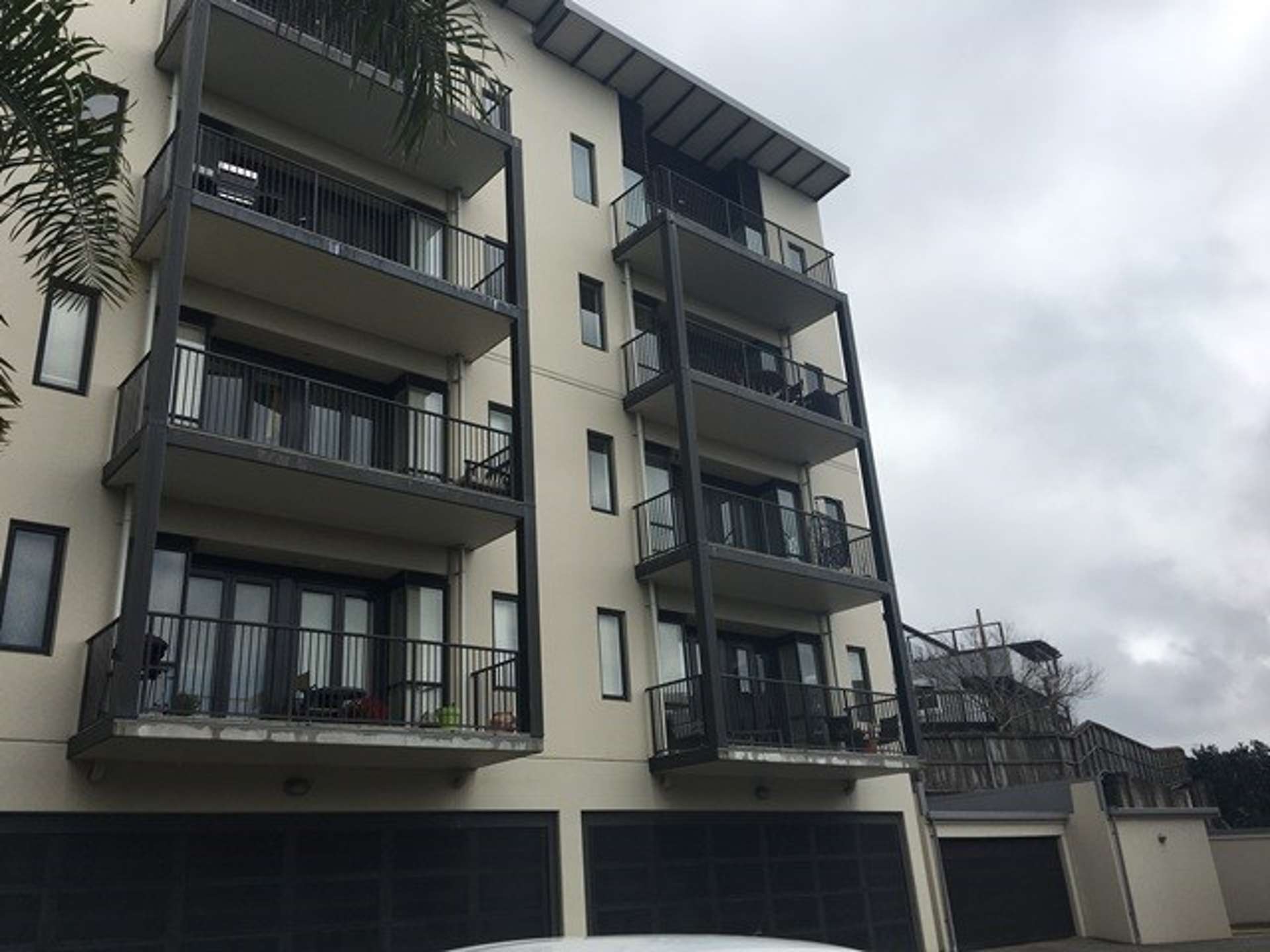 B301/525 East Coast Road Browns Bay_0