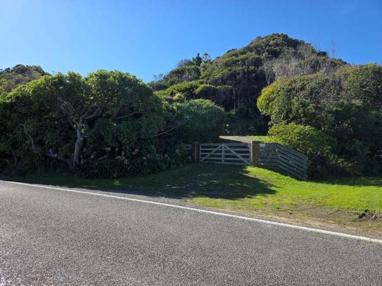 1475 Cape Palliser Road,  Te Kopi_1