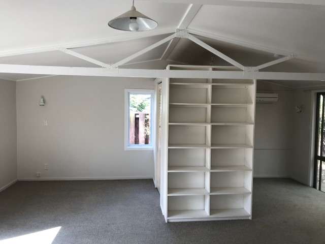 168C Old Farm Road 1076_3