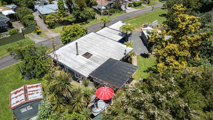 15 Pohue Creek Road Waiomu_31