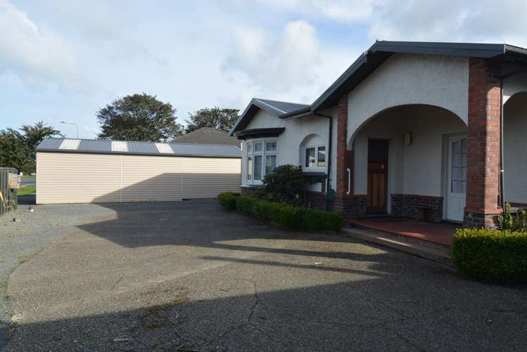 54 Earnslaw Street Avenal_25