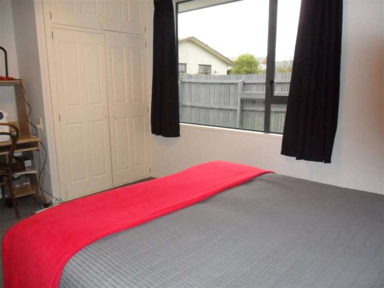 3 Falcon Drive Allenton_15