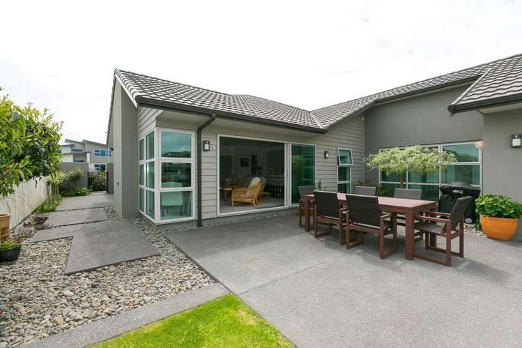 10 Saint Andrews Parkway Waiwhakaiho_10